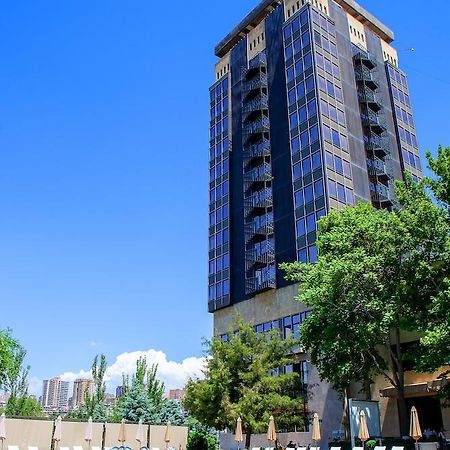 President Hotel By Hrazdan Hotel Cjsc Erevan Exterior foto