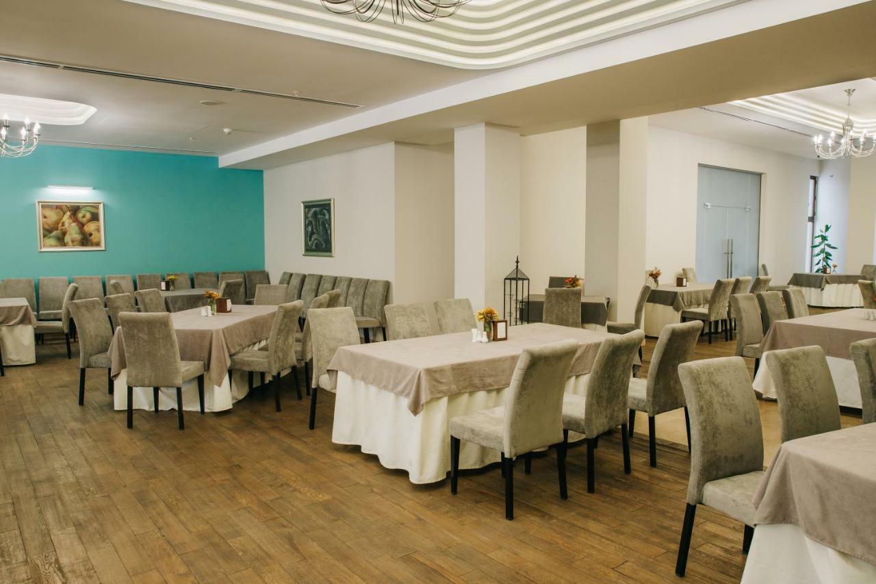 President Hotel By Hrazdan Hotel Cjsc Erevan Exterior foto
