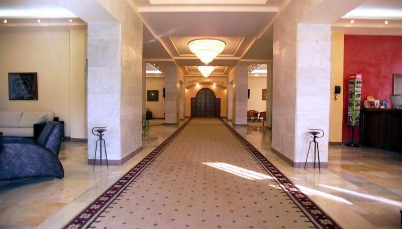President Hotel By Hrazdan Hotel Cjsc Erevan Exterior foto